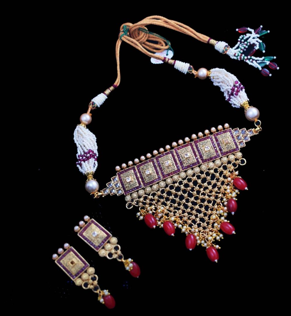 Heavy Design Choker Set in Red Color with Earring