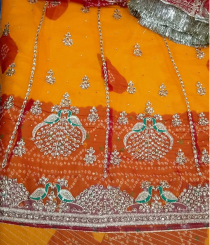 rajputi poshak in peeliya with peacock design